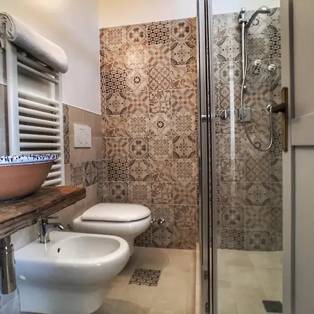 Cecenove Bed & Breakfast 3*